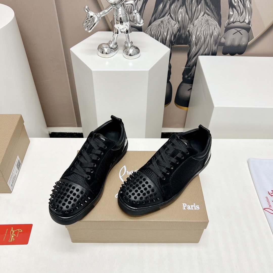 Christian Louboutin Louis Junior Spikes Orlato Flat Black - immagine 4