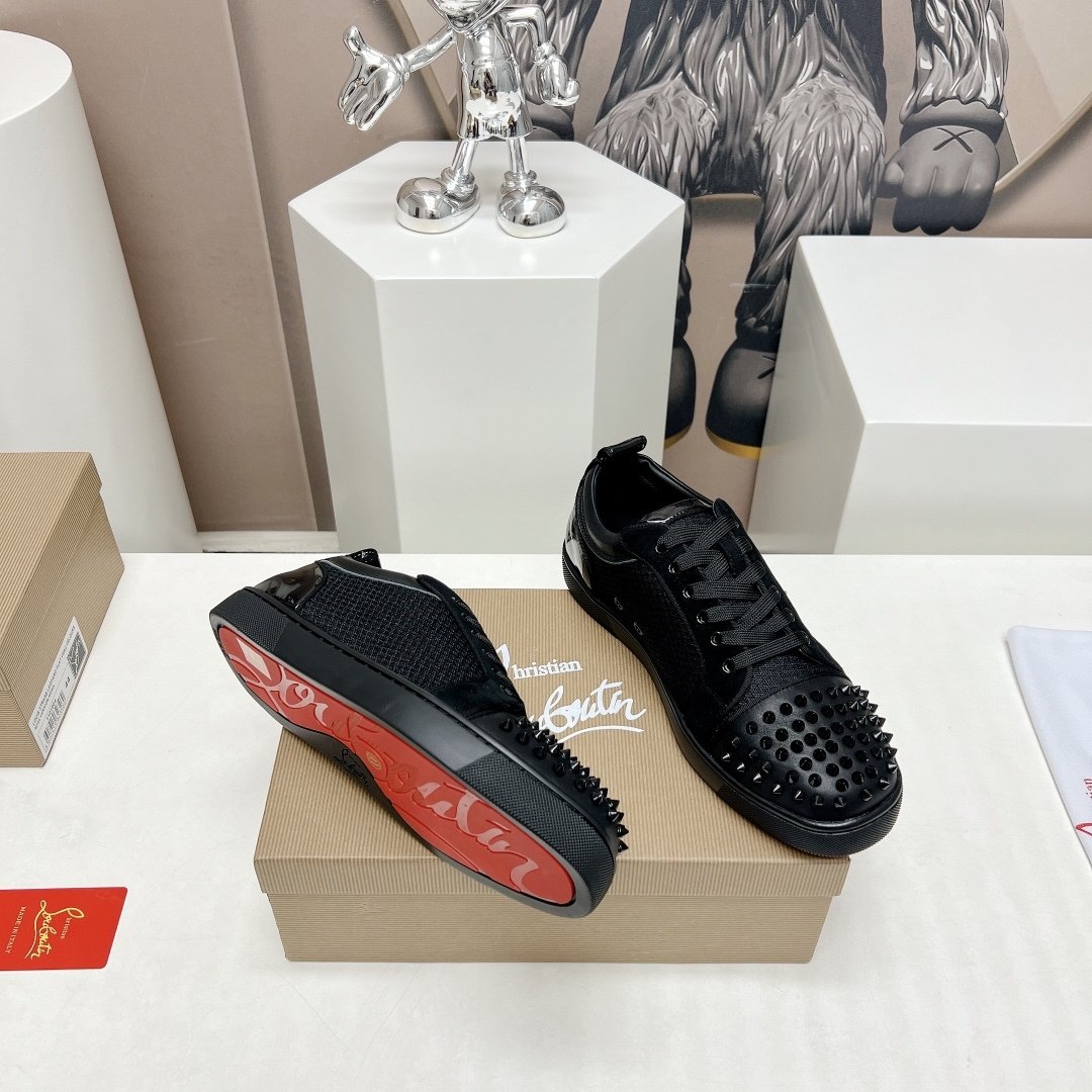 Christian Louboutin Louis Junior Spikes Orlato Flat Black - immagine 6