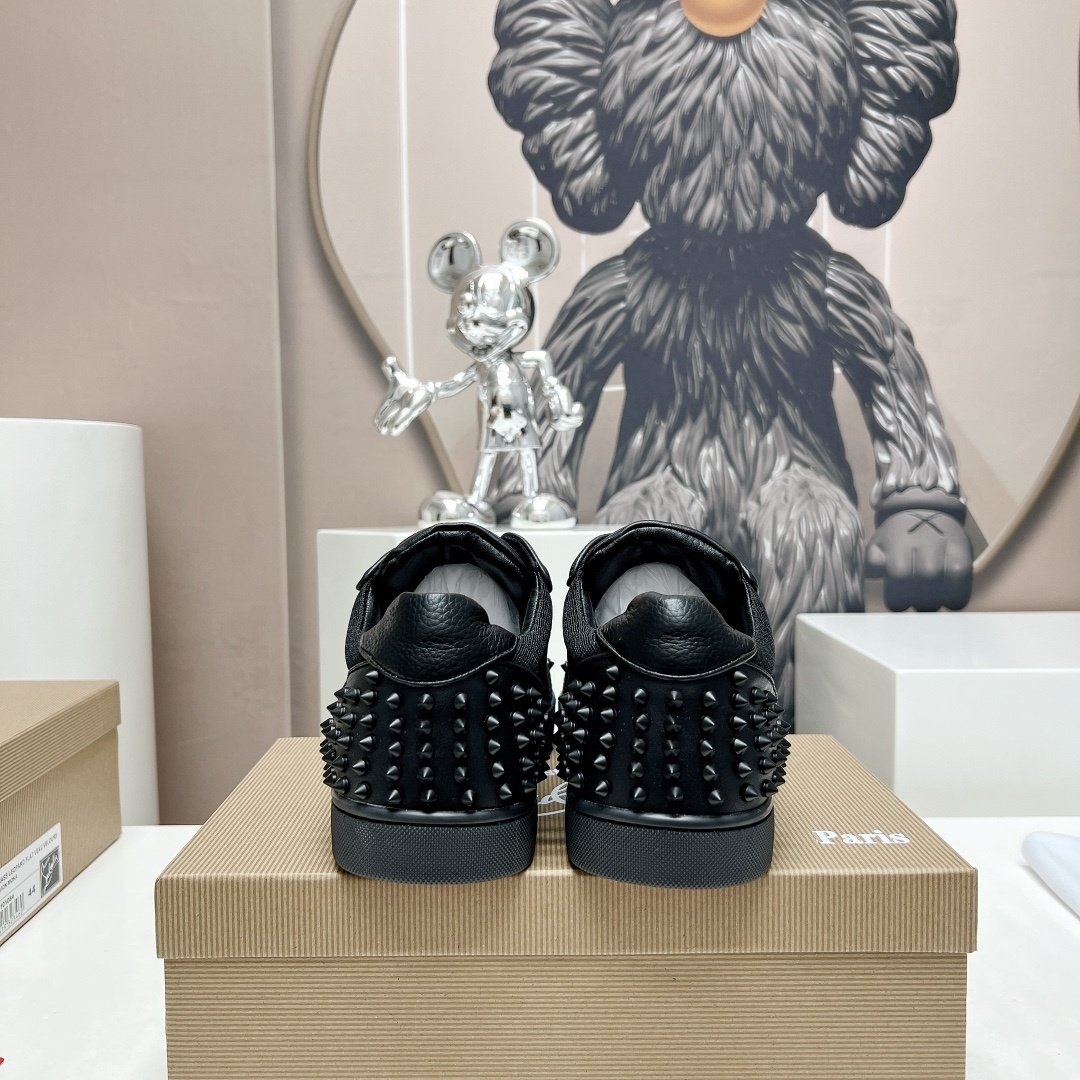 Christian Louboutin Seavaste 2 Orlato Flat Black - immagine 7