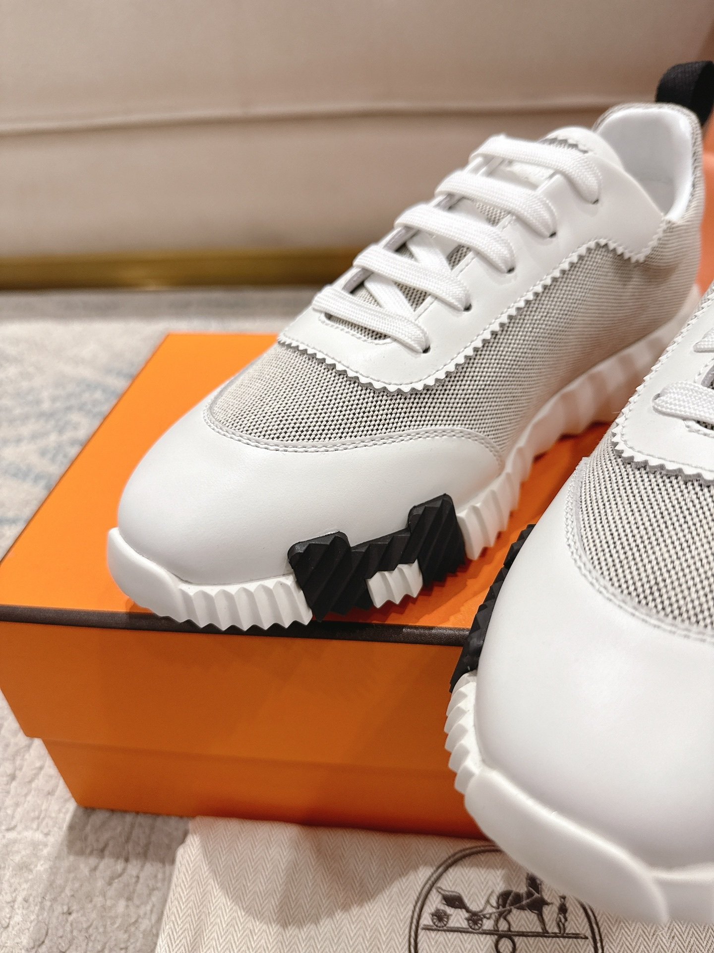 Hermes Bouncing Sneaker Grey White - immagine 3