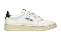 Medalist Low Sneakers In White And Black Leather