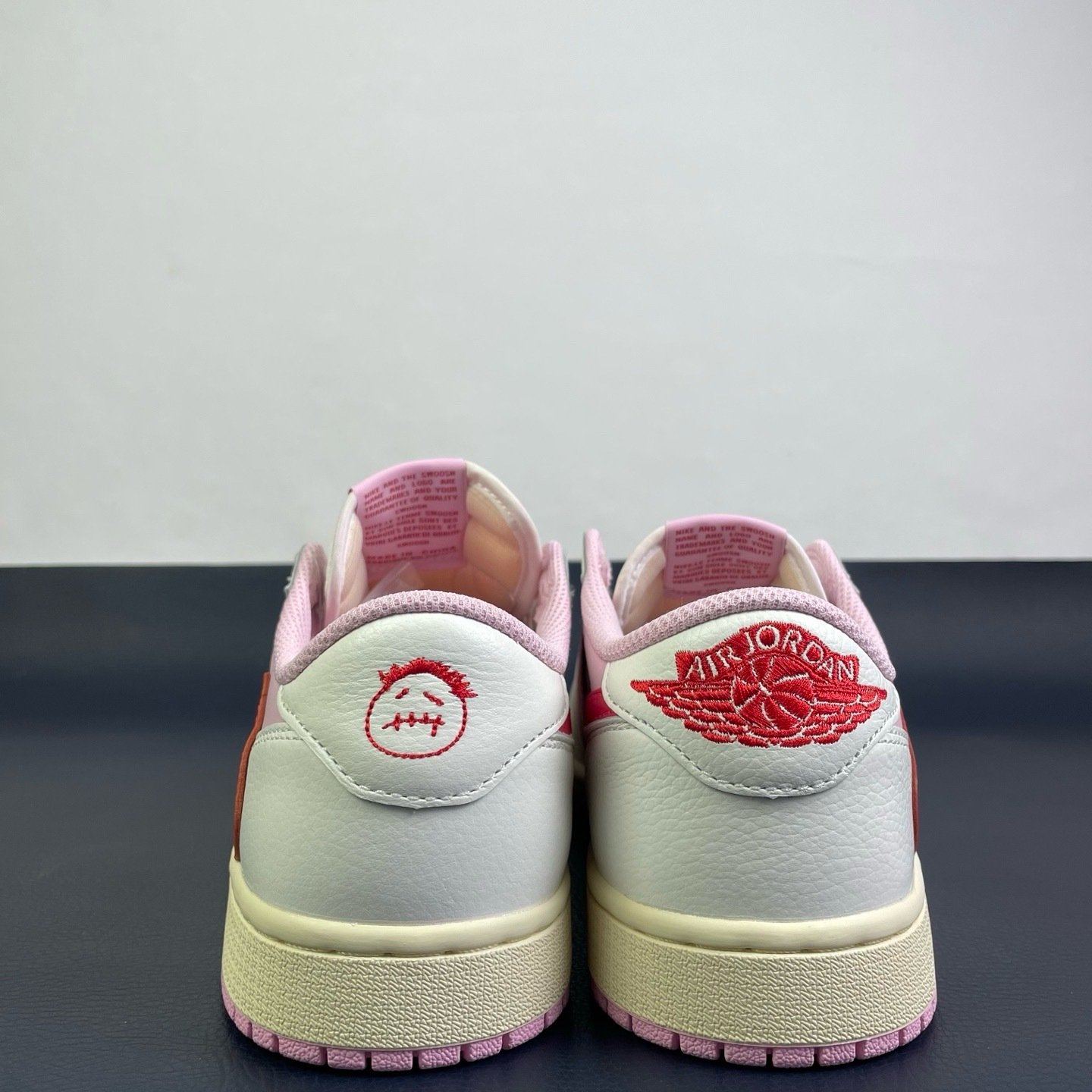 Jordan 1 Travis Scott Sail Tropical Pink - immagine 3