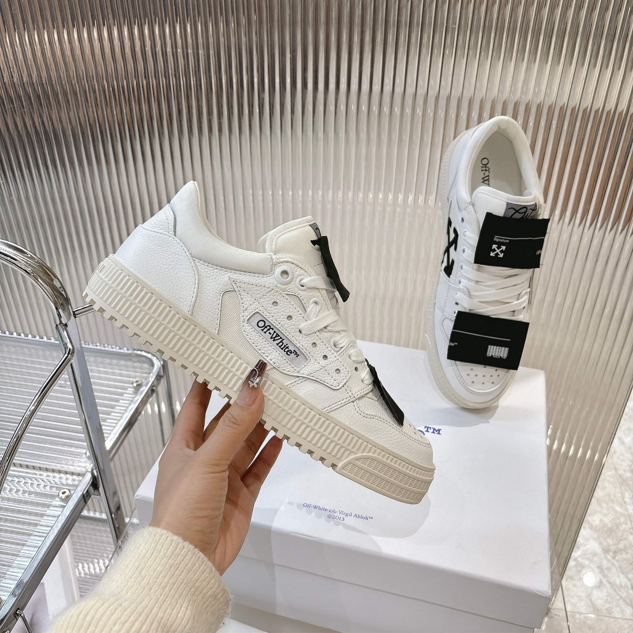 Off White 3.0 Off Court Low White Black - immagine 3
