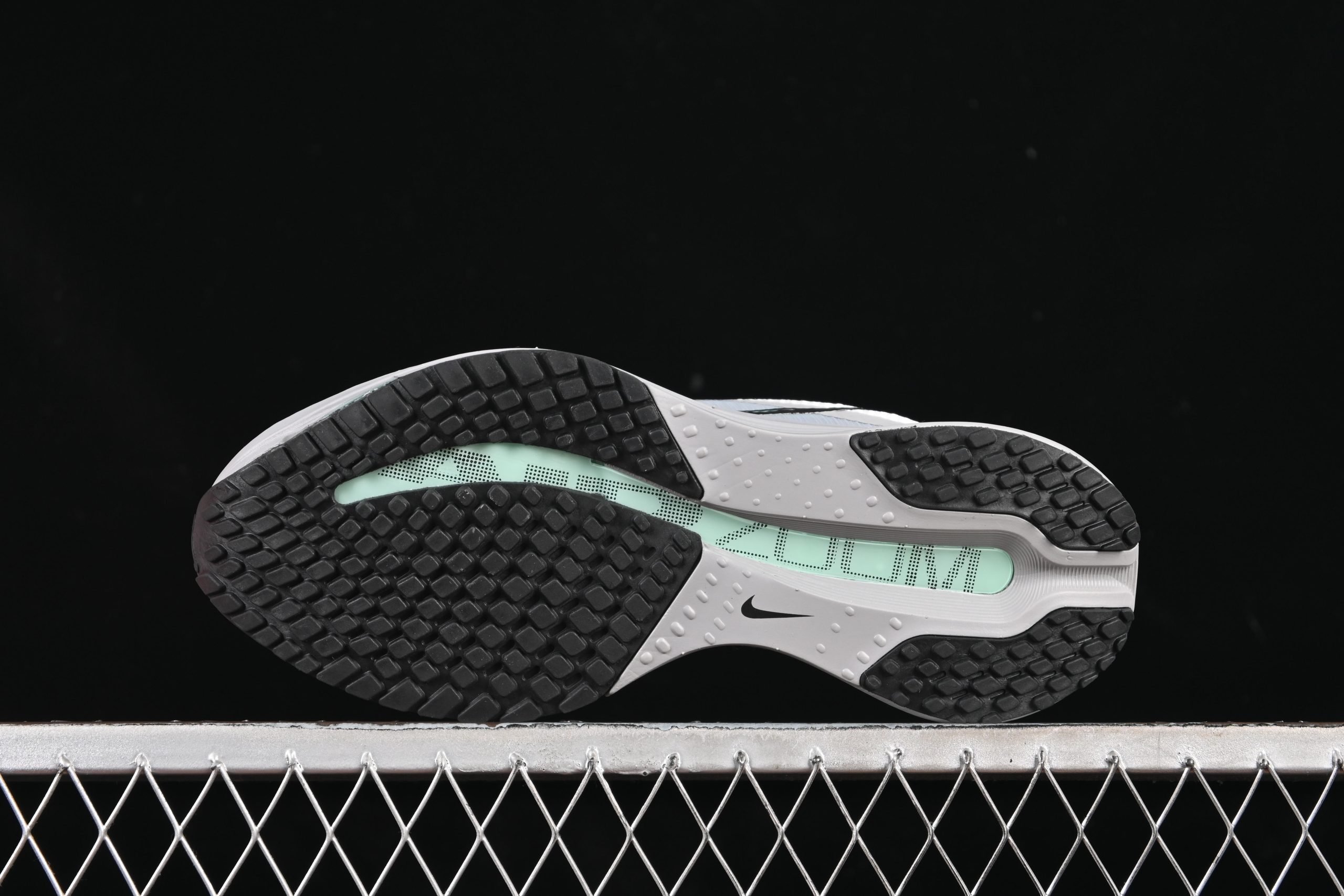 Nike Air Zoom Pegasus Premium Grey White - immagine 3
