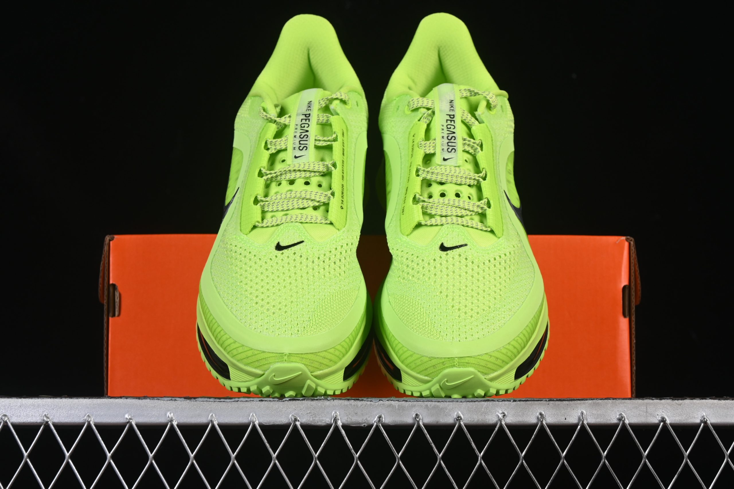 Nike Air Zoom Pegasus Premium Volt Black - immagine 5